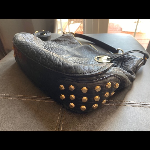 Michael Kors Shelley Convertible Shoulder Bag - Picture 6 of 8